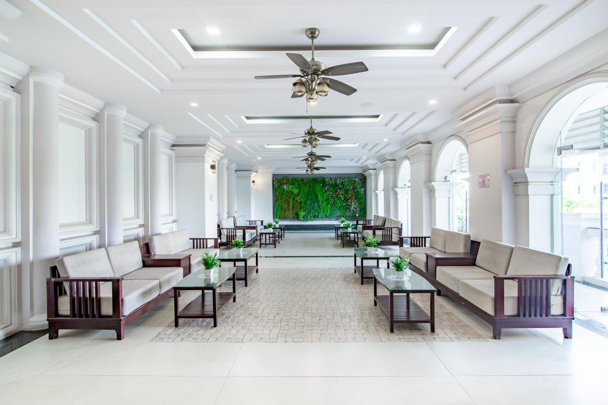 Mekongview 2 Condotel Phnom Penh Extérieur photo
